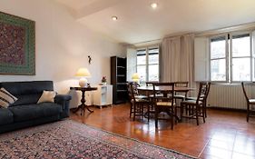 Barbadori Tower Apartment